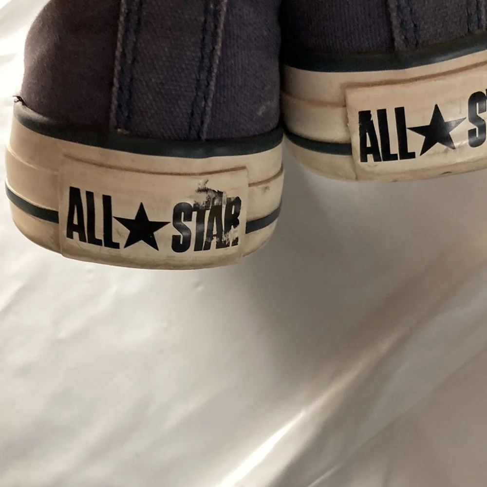 Converse - Picture 2 of 6